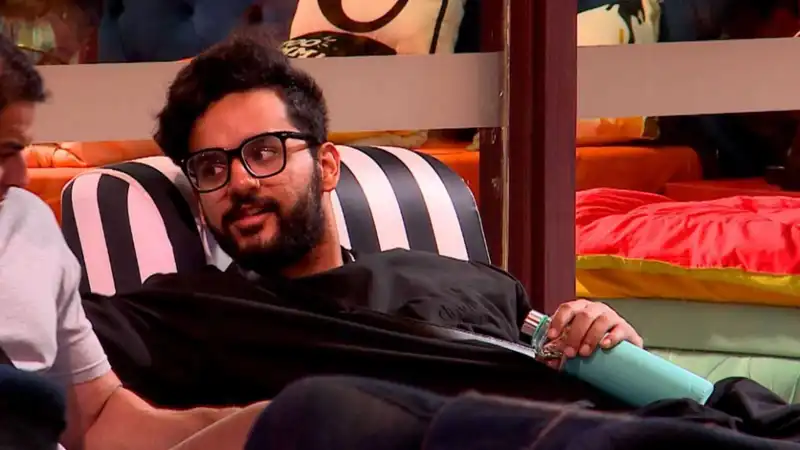 Bigg Boss OTT 2: अभिषेक मल्हान पहुंचे अस्पताल, बहन बोली- 'प्रार्थना करो जल्दी ठीक हो जाए'