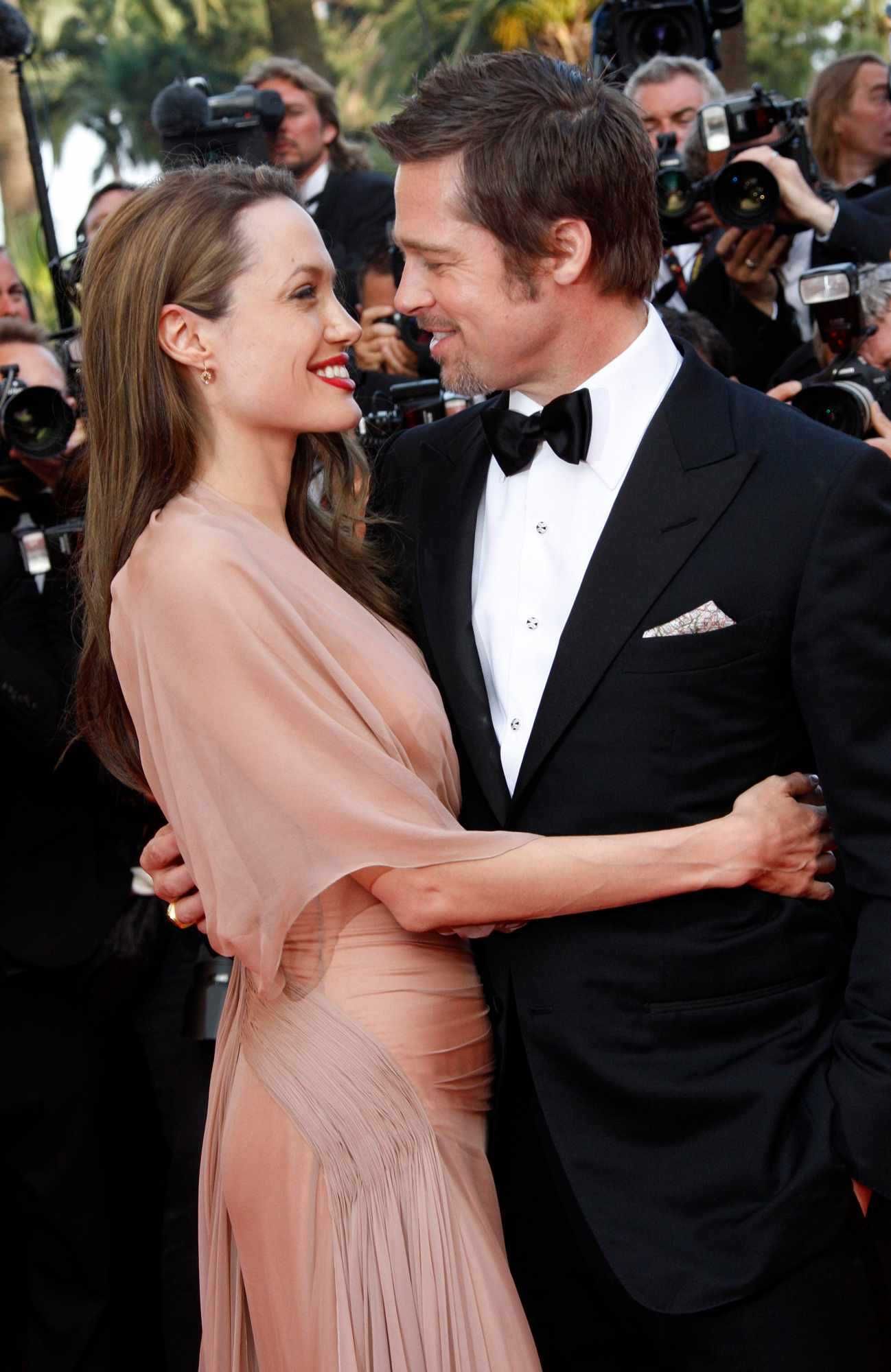 'Brad Pitt Ditches $40M Love Nest Post-Jolie Split': Inside Their LA ...