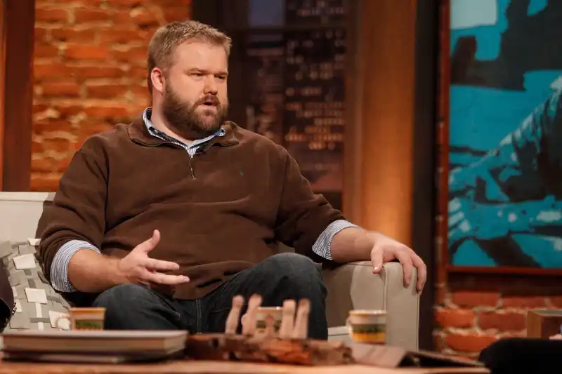 <p>Robert Kirkman (Source: IndieWire)</p>