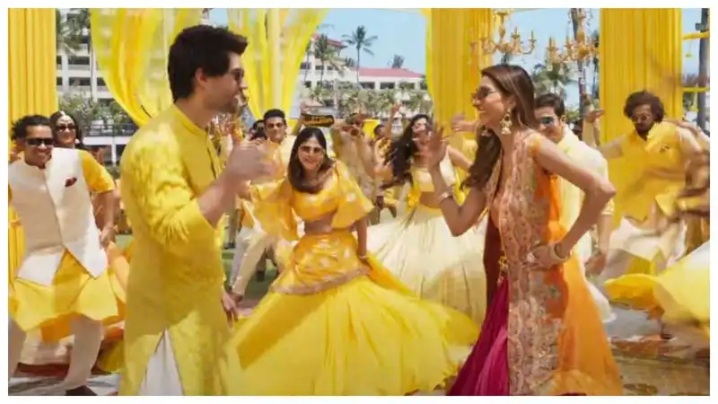 Dono: Rajveer Deol and Paloma Dhillon starrer Agg Lagdi is the perfect dance number for wedding season