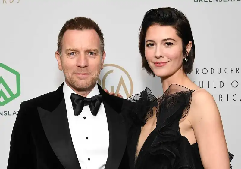 Ewan McGregor and Mary Elizabeth Winstead (Source: People)