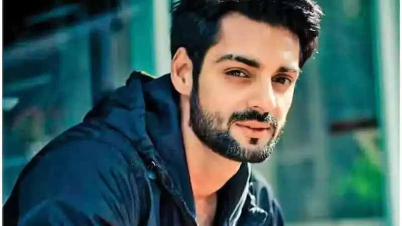 <p>Karan Wahi</p>