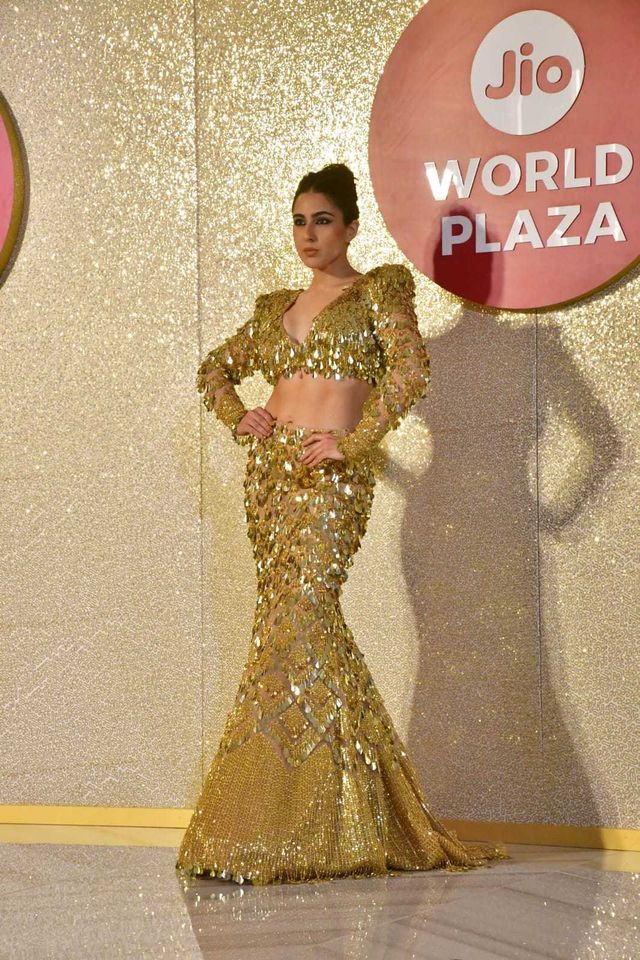 Bollywood Red gold glittery tales of Jio World Plaza event - Bollywood Red  gold glittery tales of Jio World Plaza event 