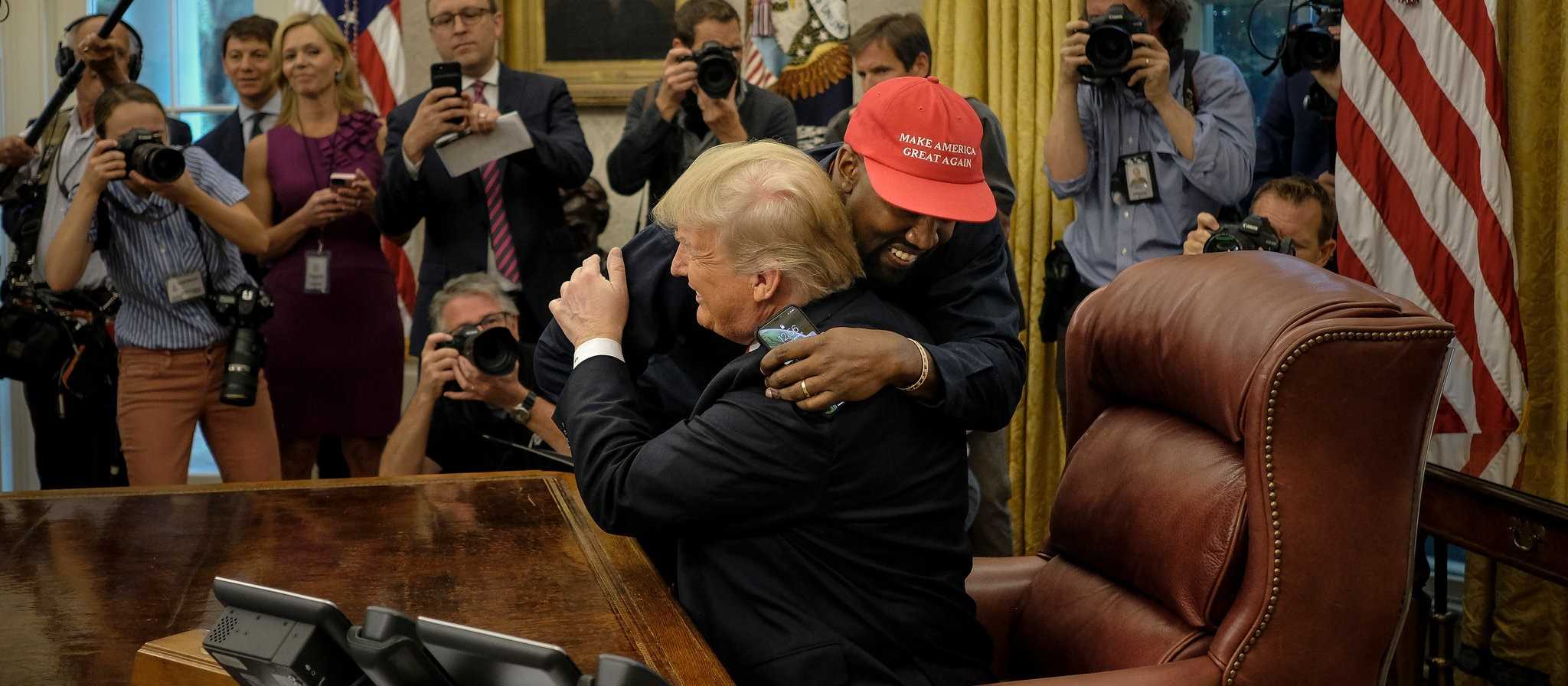 <p>Kanye West with Donald Trump at White House (Source: The New York Times)</p>