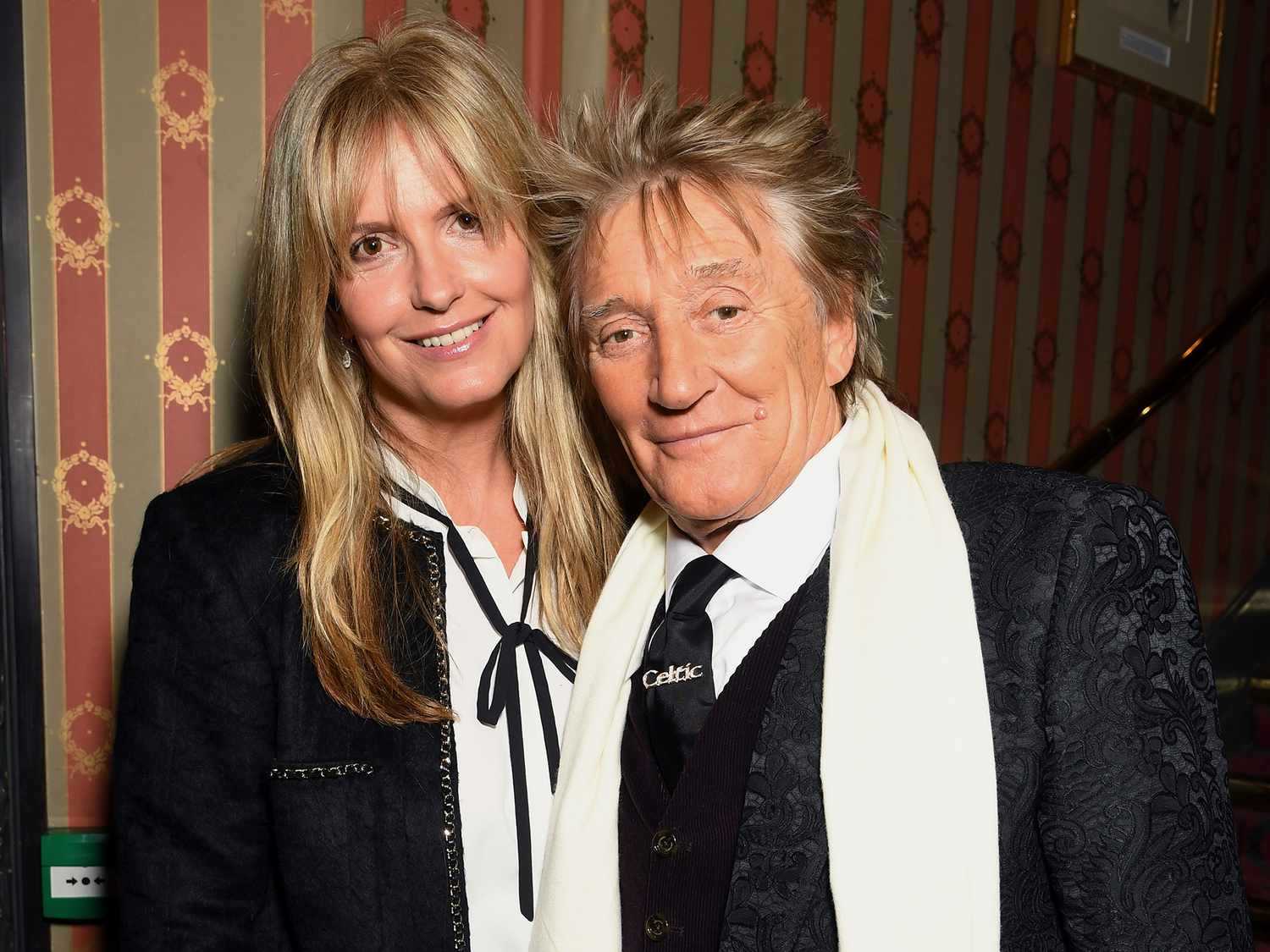 Rod Stewart & Penny Lancaster's surprise vermont thrift store spree leaves town aflutter