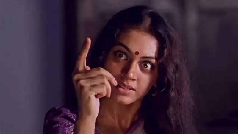 A still from Manichitrathazhu