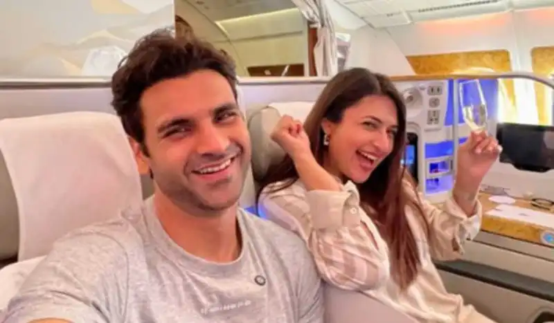 Divyanka Tripathi and Vivek Dahiya robbed Rs 10 lakh, and these valuables