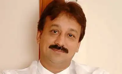 Baba Siddique passes away: Riteish Deshmukh, Pooja Bhatt, Sanjay Dutt's sister Priya, and more mourn his tragic loss