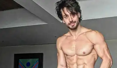 Tiger Shroff drops his post ‘dengue’ recovery pic; fans see him as an inspiration for post recovery