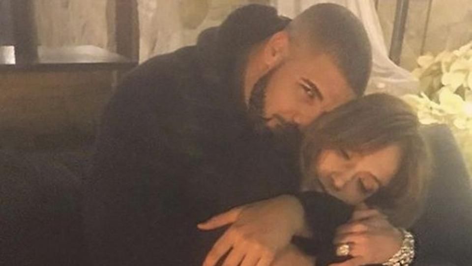 Here's Why Jennifer Lopez Is Scared That Her Boyfriend, Drake Might Cheat On Her!
