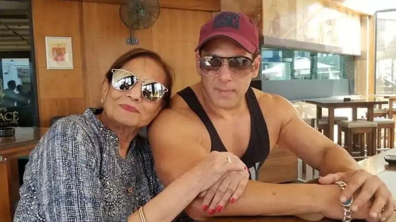 Watch Salman Khan Exploring Malta With Mother Salma