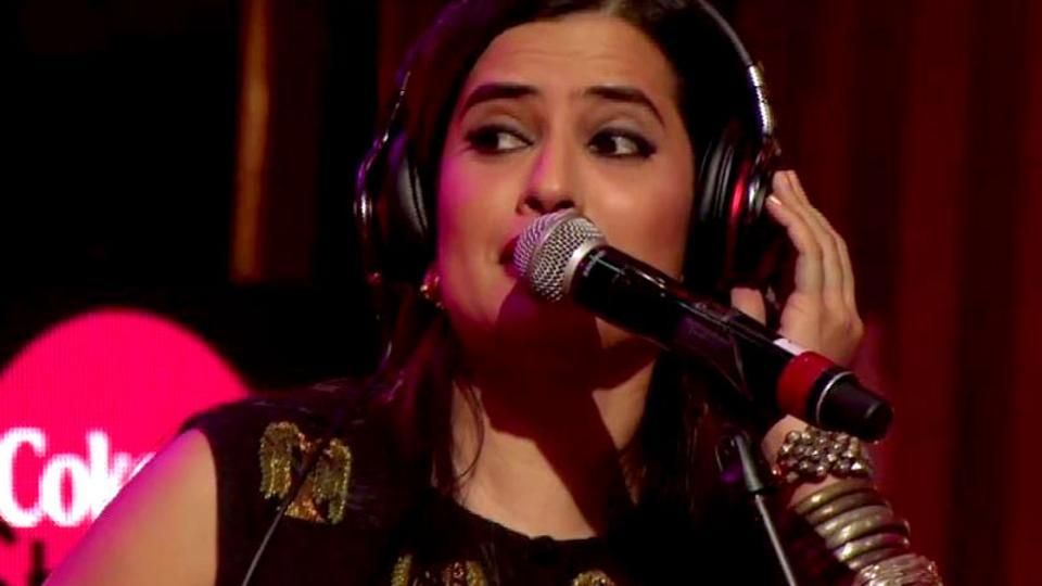 This Is What Sona Mohapatra Will Do If Sonakshi Sinha Sings Well 