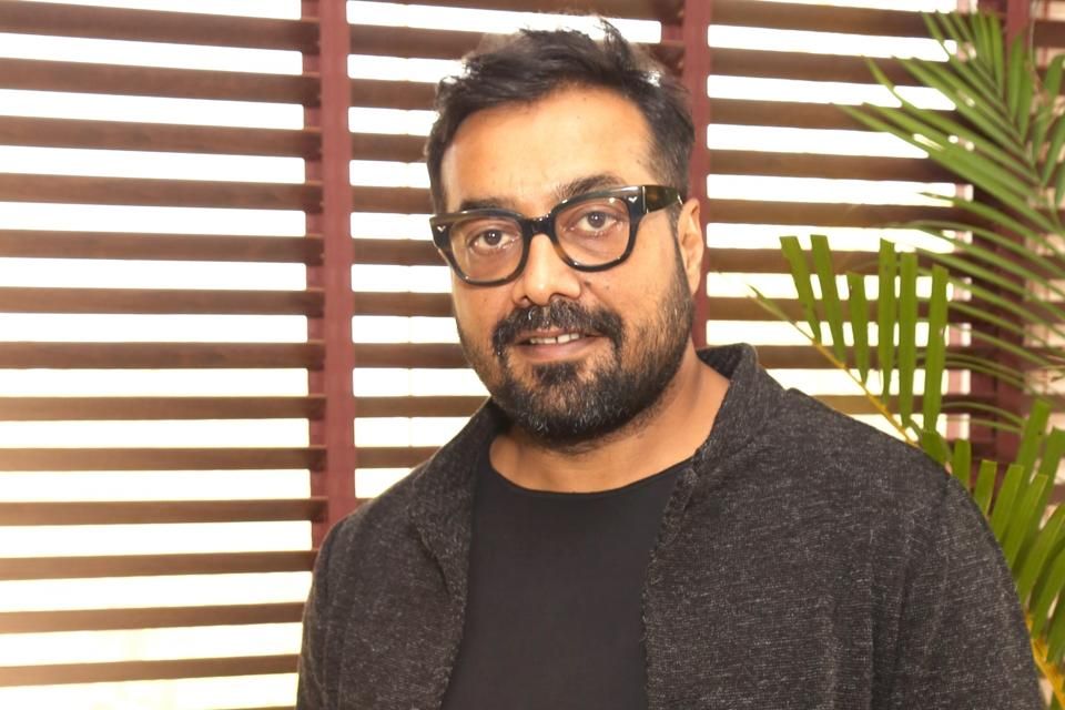 Anurag Kashyap Warns Fans Against A Fake Facebook Account Impersonating Him!