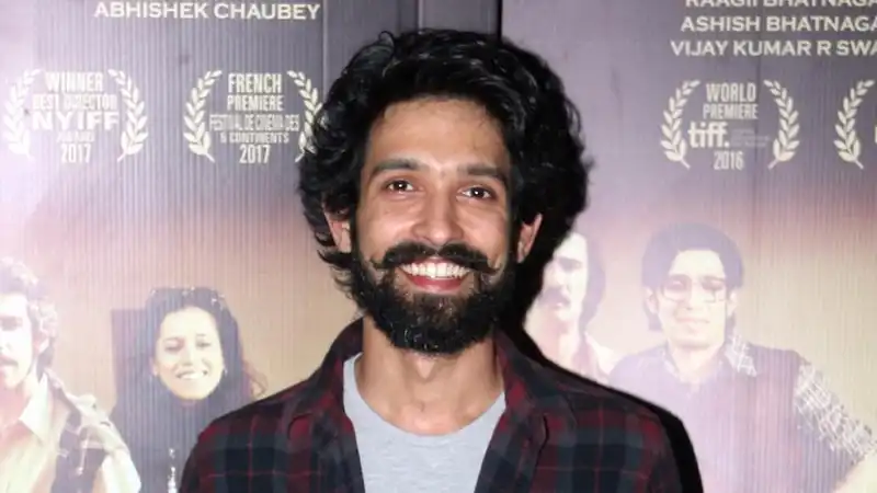 Despite Not Getting A Script, Here's Why Vikrant Massey Said Yes For Lootera