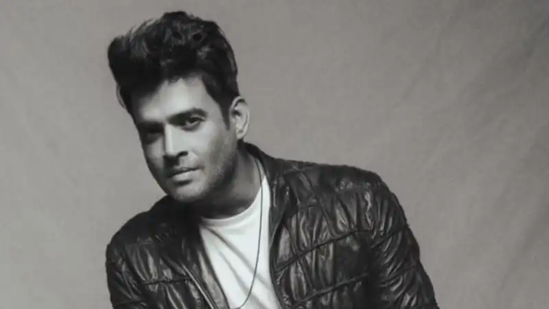 R Madhavan’s Fan Wants To Cry Over How Hot He Looks, The Actor Has A Whole Other Reason To Cry Over It!