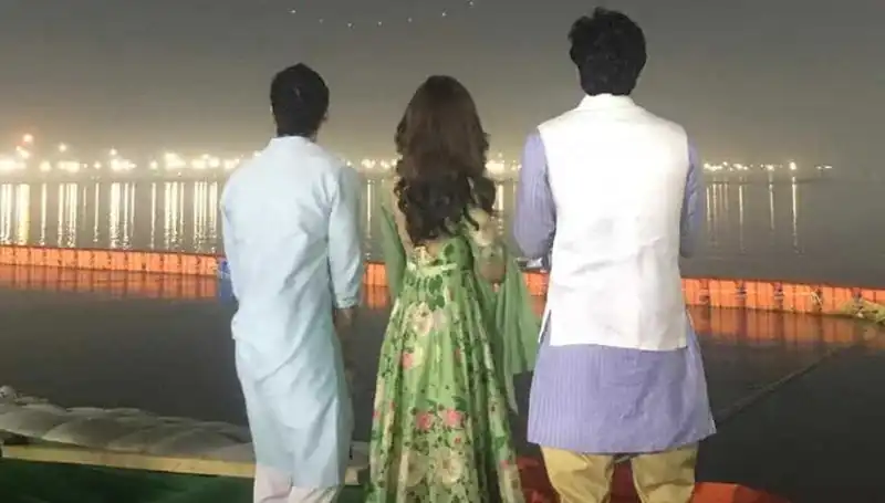 Brahmastra: 150 Drones Reveal First Logo Of Ranbir Kapoor, Alia Bhatt's Ambitious Film At Kumbh 2019