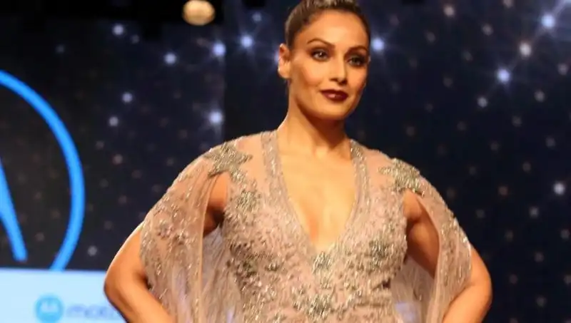 Bipasha Basu called unprofessional for cancelling on fashion show, throwing tan...