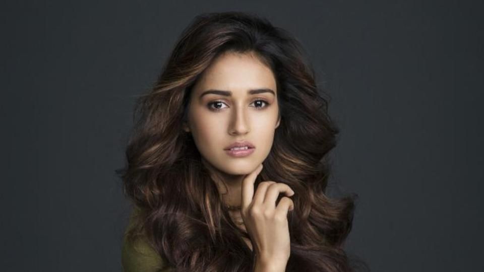 Here's What Disha Patani Has To Say About Replacing Sara Ali Khan In Student Of The Year 2!