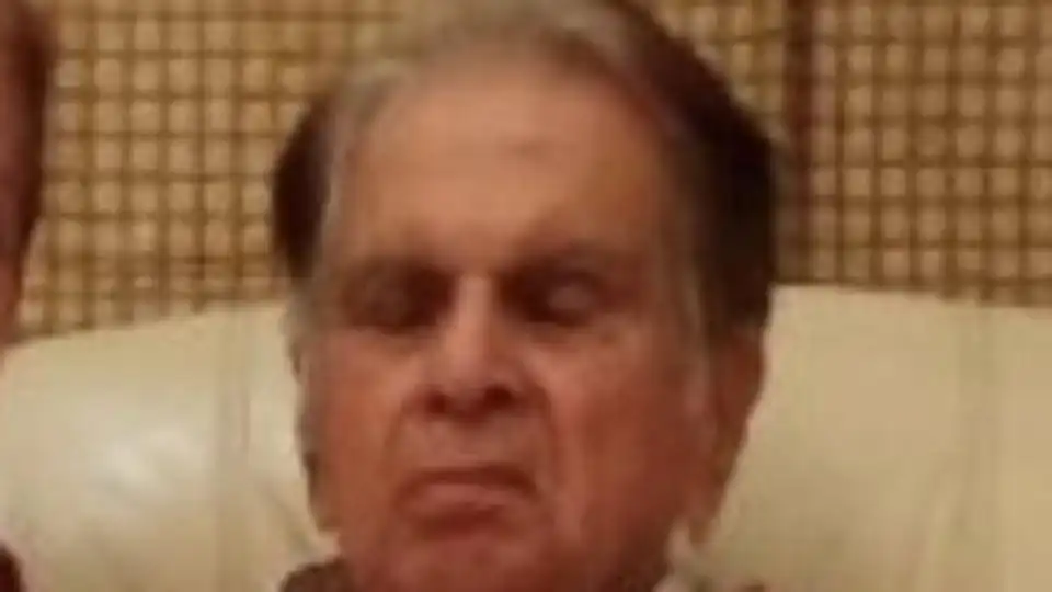 Dilip Kumar diagnosed with mild pneumonia, advised to rest at home