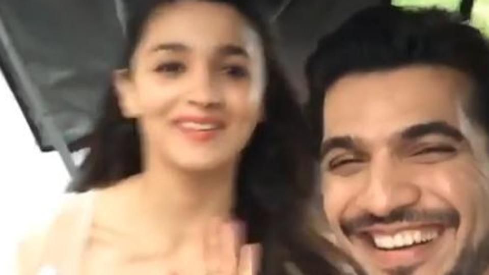 IIFA 2017: Alia Bhatt takes a rickshaw ride with TV actor Arjun Bijlani