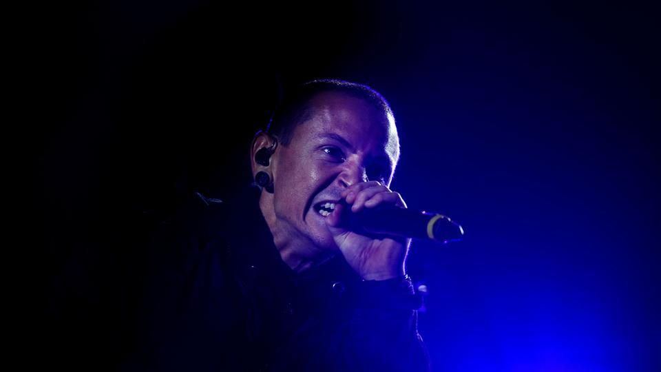 Chester Bennington, Linkin Park Frontman, Commits Suicide