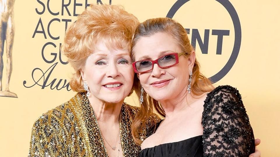 Carrie Fisher and Debbie Reynolds: Friends, family, fans say goodbye at public ...