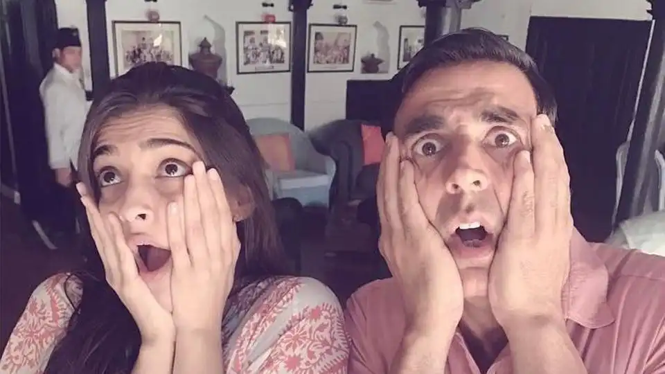 Sonam Kapoor And Akshay Kumar's Reaction After Winning National Awards Is EPIC!