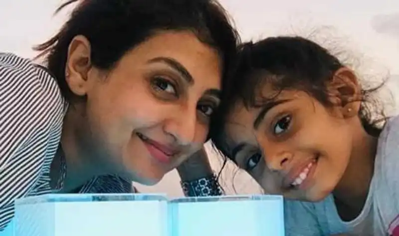 TV Actor Juhi Parmar Reveals How She Explained Her Daughter Samairra About The 'Fairytale Divorce'