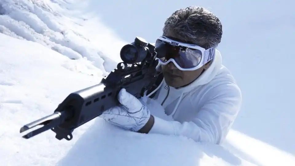 Ajith's dazzling new look in Vivegam sends fans into a tizzy