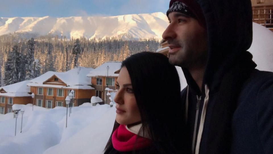 Sunny Leone's Breathtaking Pictures From Kashmir Prove That Sometimes Even Work Can Be Like A Paradise!