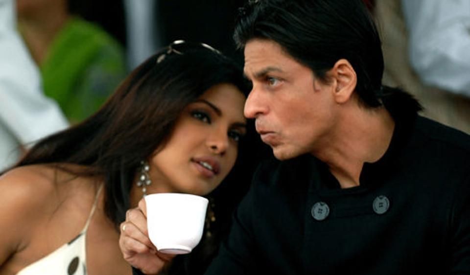 #Throwback: What Did Priyanka Chopra Say When Shah Rukh Khan Asked Her If She'd Marry A Bollywood Star Like Him?