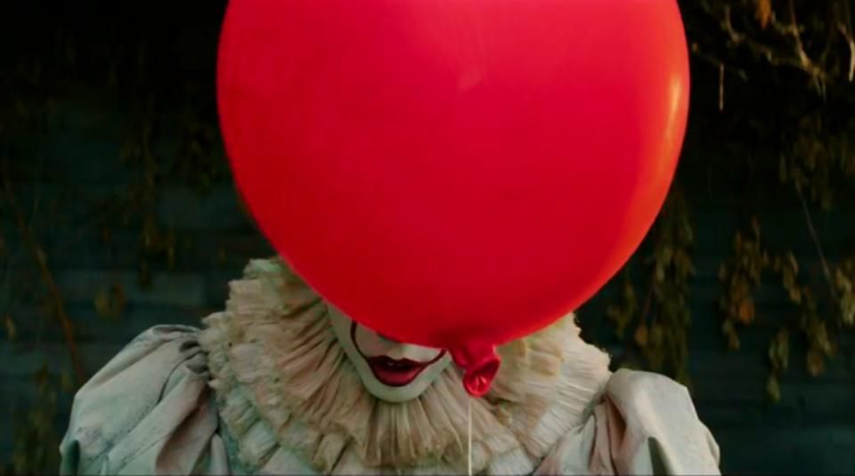 It trailer: Stephen King's creepy clown horror adaptation will give you nightma...