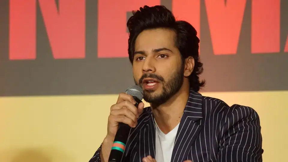 Varun Dhawan’s Stalker Threatened To Commit Suicide And This Is What He Did Next!