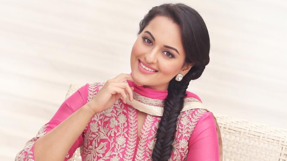 Sonakshi Sinha unhappy with pay gap between male and female stars in Bollywood