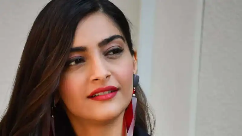 Sonam Kapoor Takes Off From Twitter, Says It Has Become Too Negative