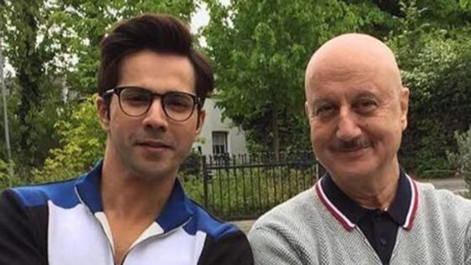 The Only Actor From Original Judwaa Joins The Shoot Of Varun Dhawan's Judwaa 2