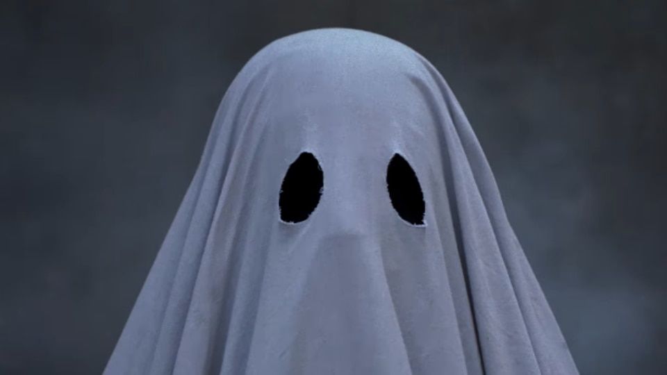 A Ghost Story trailer: You'll be talking about this Casey Affleck film for days