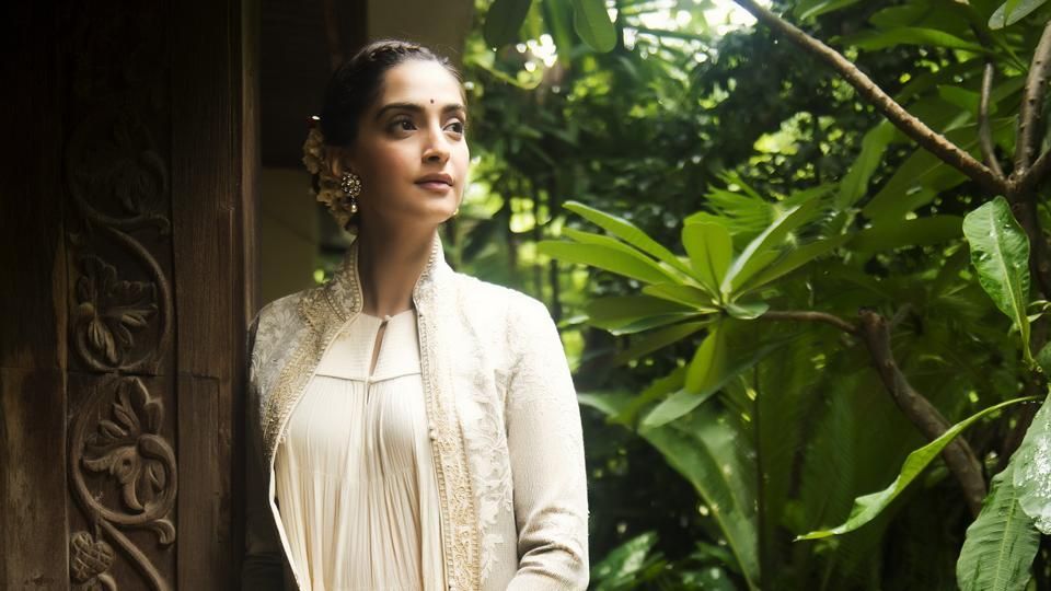 Sonam Kapoor's charity dinner to raise funds for children suffering from cancer