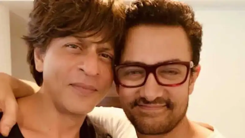 Aamir Khan Has Watched Shah Rukh's Zero Trailer And His Response Is Outstanding!