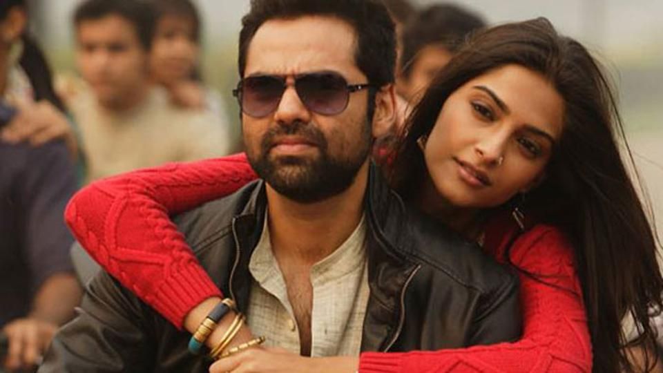 Sonam Kapoor Tries To Troll Abhay Deol On Twitter Only To Face Crazy Backlash From Twitterati!