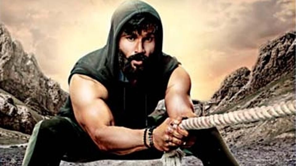 Ahan is in safe hands, says Suniel Shetty