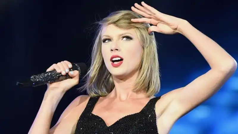 Taylor Swift 'loving her break' from social media