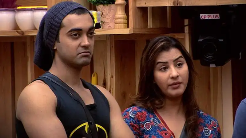 Bigg Boss 11 Dec 19 Update: Crabs & Hong Kong Aren't Enough To Fool Bigg Boss