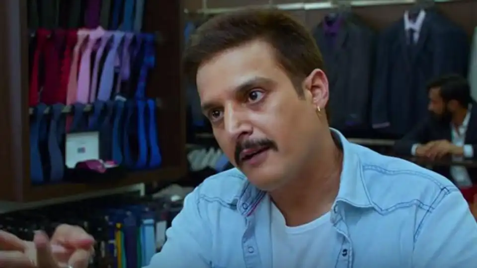 Jimmy Shergill Continues His Stint Of Waiting To Get Married In The 'Veerey Ki Wedding' Trailer!