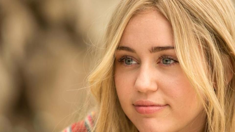 In Pictures: Miley Cyrus Gives A Sneak Peek Into Her Spiritual Side By Performing Lakshmi Puja!