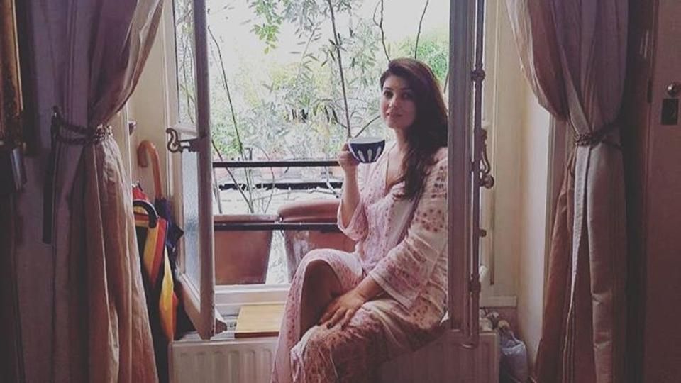 Twinkle Khanna is enjoying a lovely break in Paris on her own. Check out pics