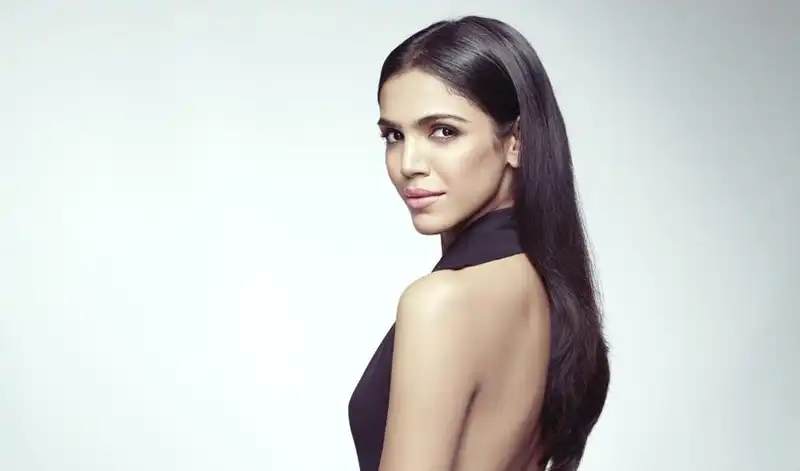 I'm more nervous on stage than when I'm in front of camera: Shriya Pilgaonkar