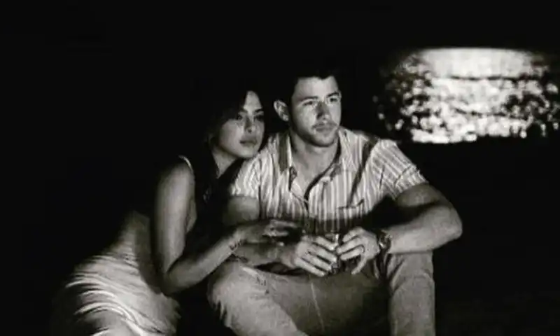 Priyanka Chopra Spends Some 'Sea-Time' With Nick Jonas, Check Out Unseen Pictures From The Sky Is Pink