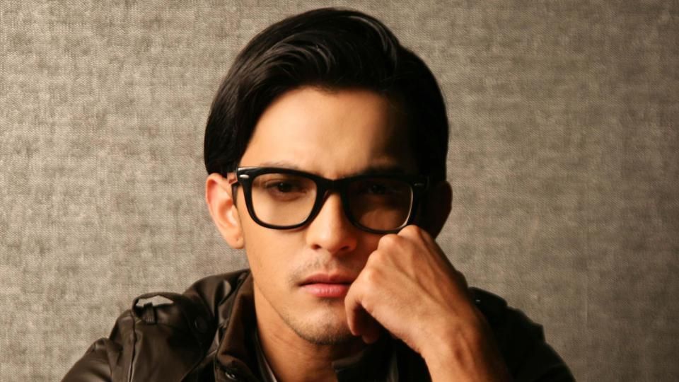 Twitter Doesn't Disappoint: Check Out The Hilarious Memes On Aditya Narayan's 'Chaddi' Comment