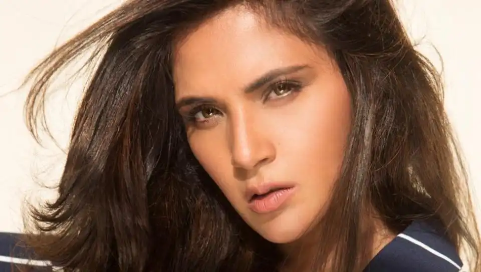 Richa Chadha comes to the rescue of stranded passengers at Abu Dhabi airport